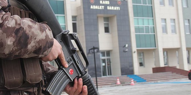 FETÖ'ye 'ankesörlü telefon' operasyonu: 15 gözaltı
