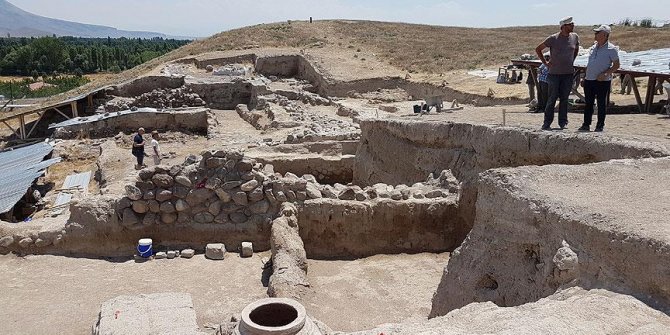 Tarihe ışık tutan Kınık Höyük