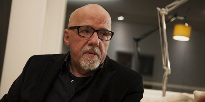 Dünyaca ünlü Brezilyalı roman ve söz yazarı Paulo Coelho'dan da destek geldi.
