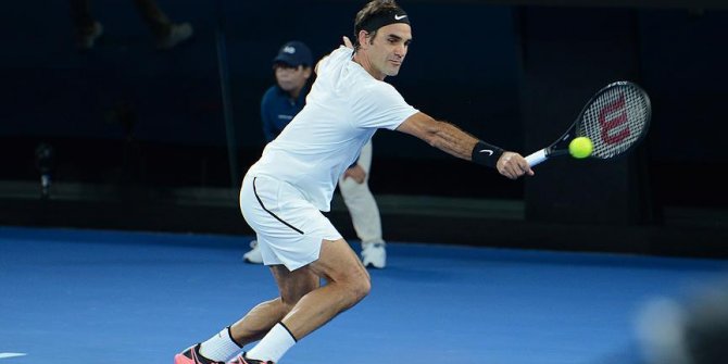 Federer'den zorunlu ara