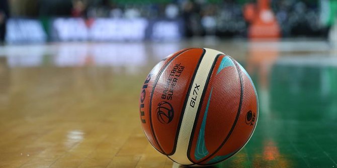 TOFAŞ'a NBA'den 213 cm'lik dev transfer