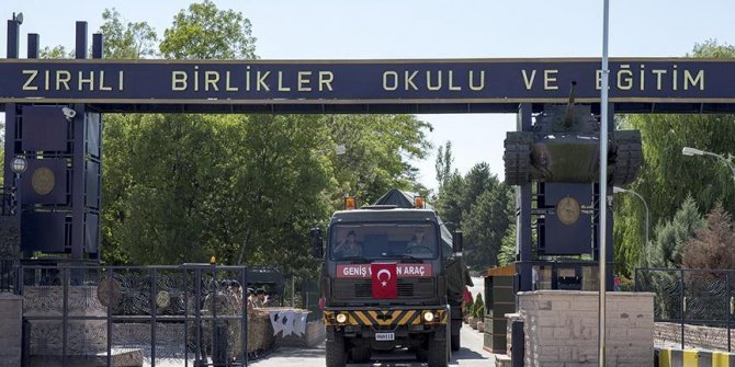 Darbeci teğmenler ateş açmış