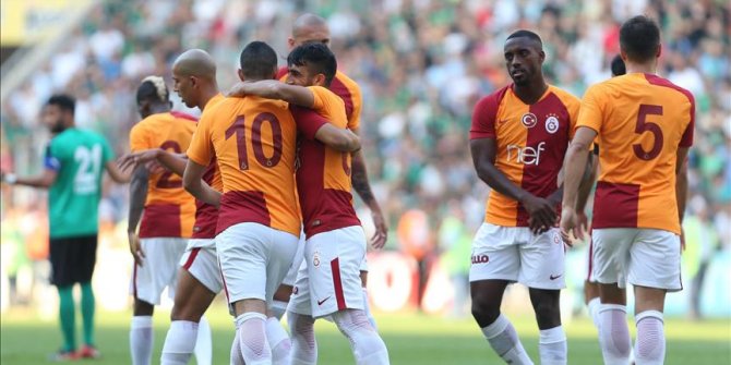 Galatasaray hazırlık maçında Sakaryaspor'u mağlup etti