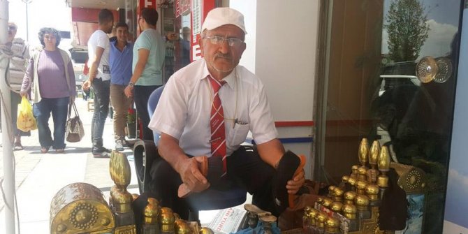 Ayakkabı boyacısından insanlık dersi!