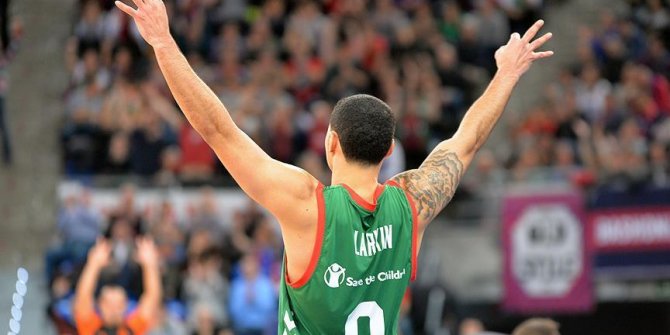 Anadolu Efes Shane Larkin'i transfer etti