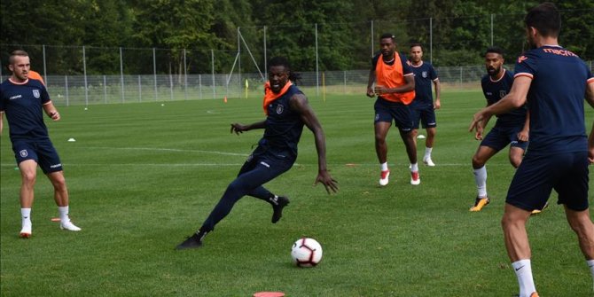 Başakşehir'in Togolu yıldızı, herkesten ayrı çalıştı