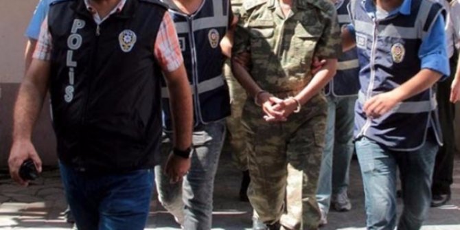 İkisi muvazzaf 9 binbaşıya FETÖ'den gözaltı