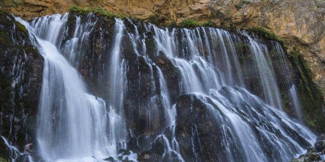 'Türkiye'nin Niagara'sı ziyaretçilerini büyülüyor