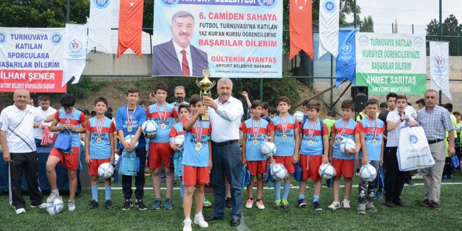 Akyurt’ta 6’ncısı düzenlenen 'Camiden Sahaya' futbol turnuvası tamamlandı