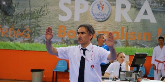 Okulda müdür tatamide milli hakem