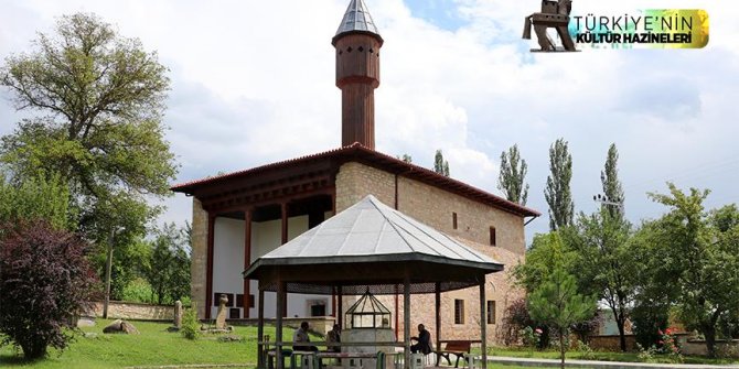 'Çivisiz cami' yıllara meydan okuyor
