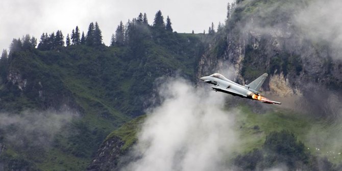 İspanyol savaş uçağı yanlışlıkla Estonya'da füze fırlattı