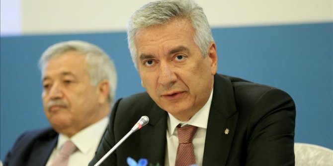 'Ülkemize teknolojik üstünlük kazandıracak projeler bir bir hayata geçiyor'