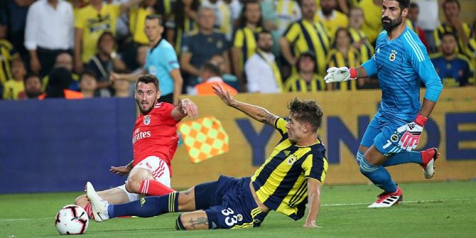 Fenerbahçe Şampiyonlar Ligi'ne veda etti