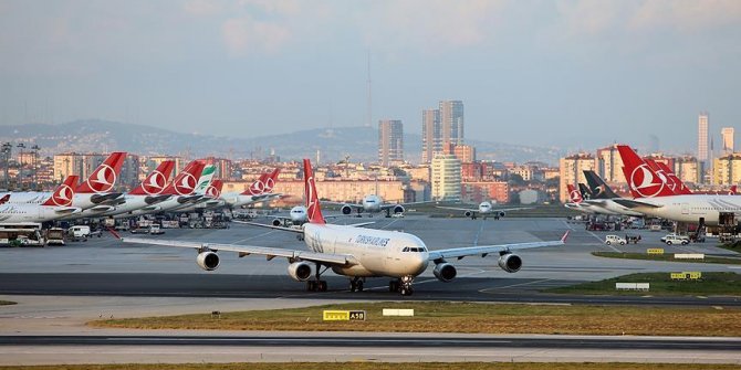 Uçakta sigara içen yolcuya bin 717 lira ceza