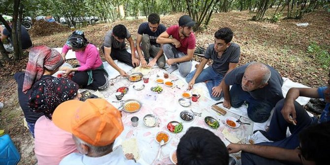 Mevsimlik işçilerin buruk bayramı