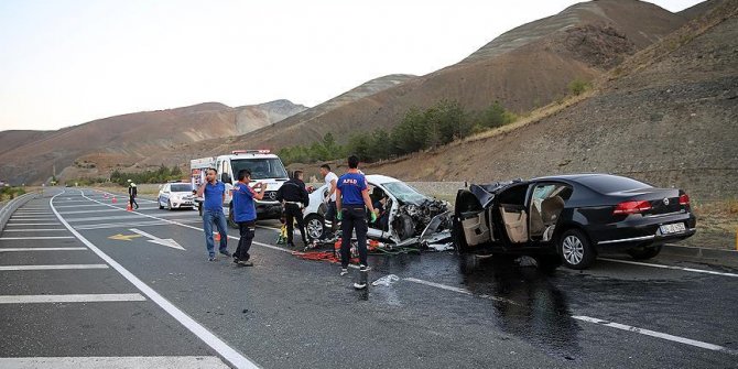 Erzincan'da Katliam gibi kaza  7 ölü, 3 yaralı