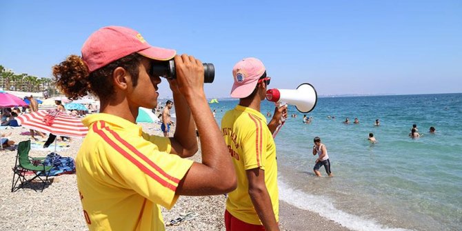Bayramda 38 can kurtardılar