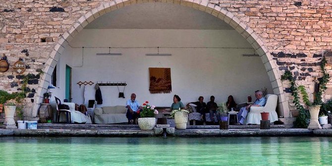 700 yıllık konakta tarihle iç içe yaşıyorlar