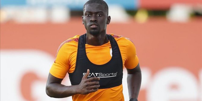 Galatasaray'da Ndiaye takımla çalışmalara katıldı