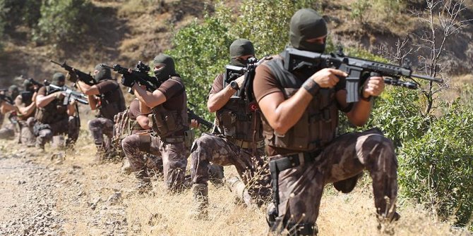 PÖH'ten kavurucu sıcakta vatan savunması