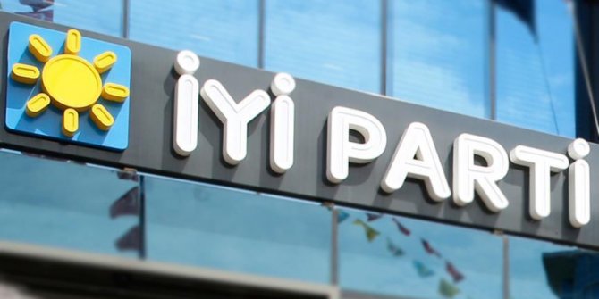 İYİ Parti karıştı!  hepsinin istifası istendi