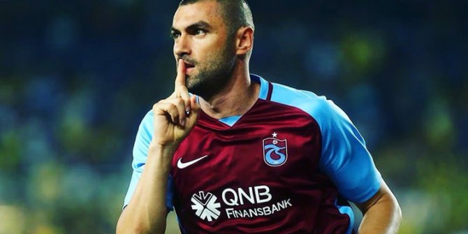 Burak Yılmaz Trabzonspor'da kaldı