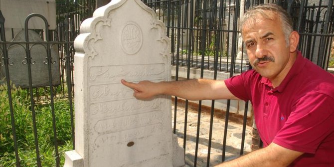 Türkiye'nin ilk 'embedded' şehit muhabirinin mezarı Yahya Efendi'de