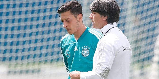 Löw'den Mesut Özil açıklaması