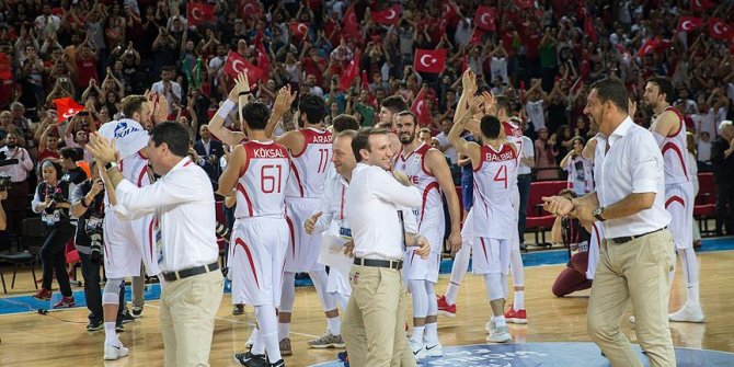 12 dev adam Ankara'da Karadağ ile karşılacak!