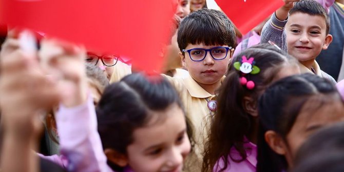 Türkiye'nin öğrenci sayısı 143 ülkenin nüfusunu aştı