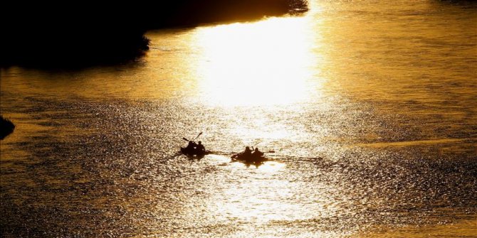 Meriç Nehri'nde 'gün batımı' büyülüyor