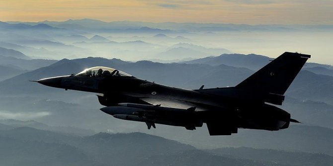 Irak'ın kuzeyine hava harekatı! F-16'lar bomba yağdırdı