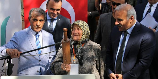 Asırlık merdanesini Kent Müzesi'ne bağışladı