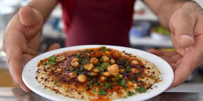 Doğu Akdeniz'in 'paylaşılamayan' lezzeti: Humus