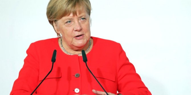 Almanya Başbakanı Merkel yine haddini aştı! Türkiye'de insan hakları…