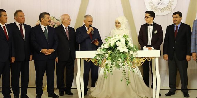 TBMM Başkanı Yıldırım nikah şahidi oldu