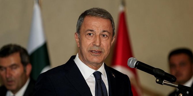 Hulusi Akar'dan terörle mücadelede kararlılık mesajı