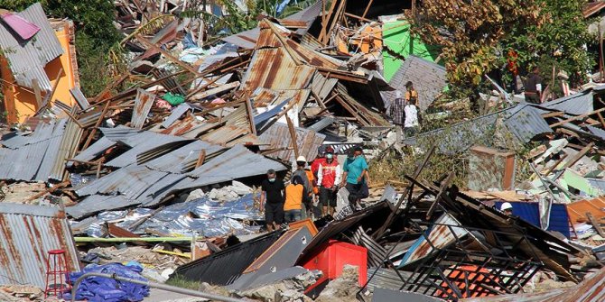 Endonezya'daki depremde ölü sayısı 1558’e yükseldi