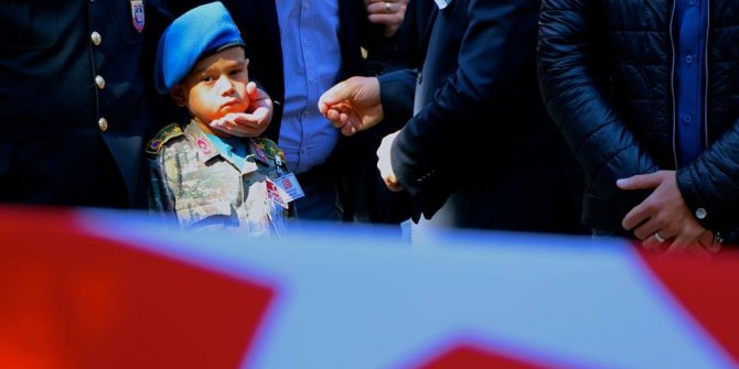 Batman'da şehit olan askerlerimizi son yolculuğa uğurladık