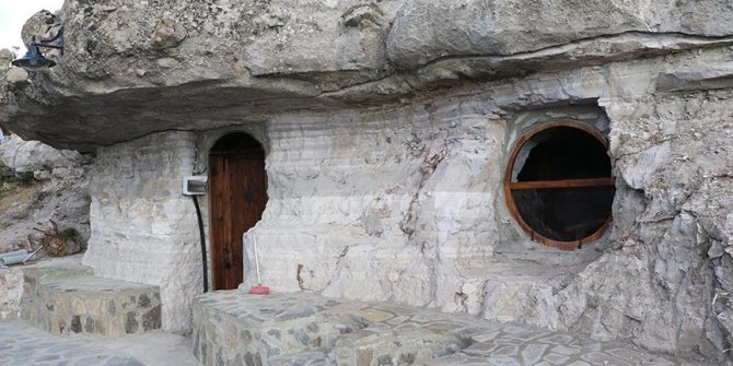 Kaya evlerde 3 bin 200 yıl öncesine yolculuk