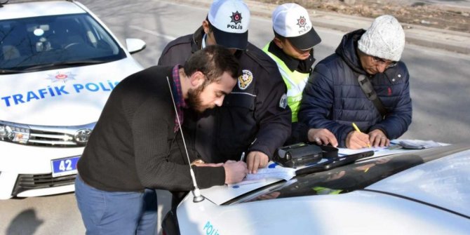 Sürücülere kötü haber! Tekif meclis'te! Trafik cezalarına zam geliyor!