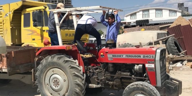 Traktörü çalınan çiftçiden hırsıza çağrı var