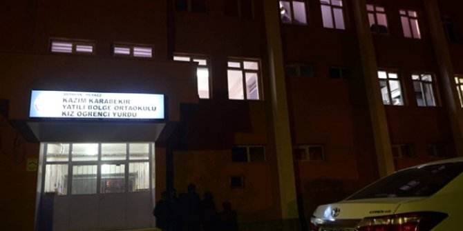 Bakanlık yurtta hayatını kaybeden öğrenci için hakarete geçti !