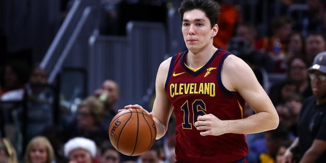 Cedi Osman 'double-double' ile başladı!