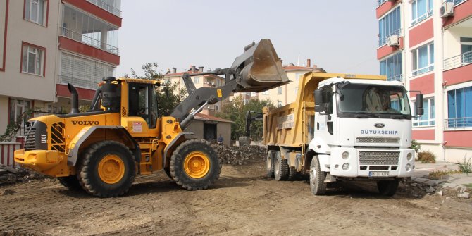 Cadde ve sokaklar kışa hazırlanıyor