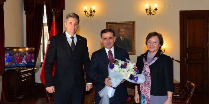 Vali Topaca, PTT Başmüdürü Kaya'yı kabul etti