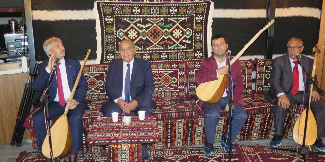 Aşık Veysel Sincan'da anıldı