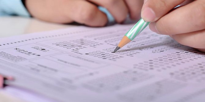 Astsubayın eşi çalıntı sorularla subay olmuş