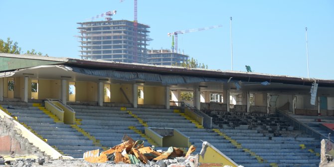 19 Mayıs Stadının yıkımı devam ediyor